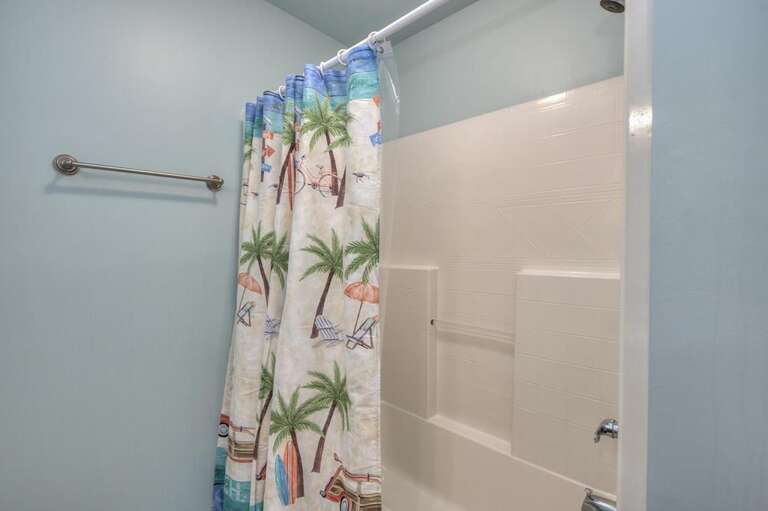 Shower/Tub
 GW 12.7.24