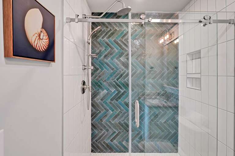 Suite Emotion 66 CG 10.4.24