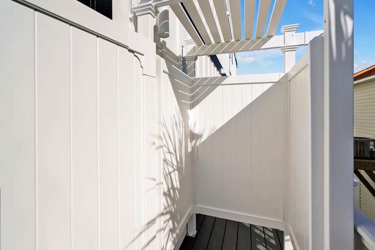 Suite Emotion Enclosed Outdoor Shower CG 11.2.24