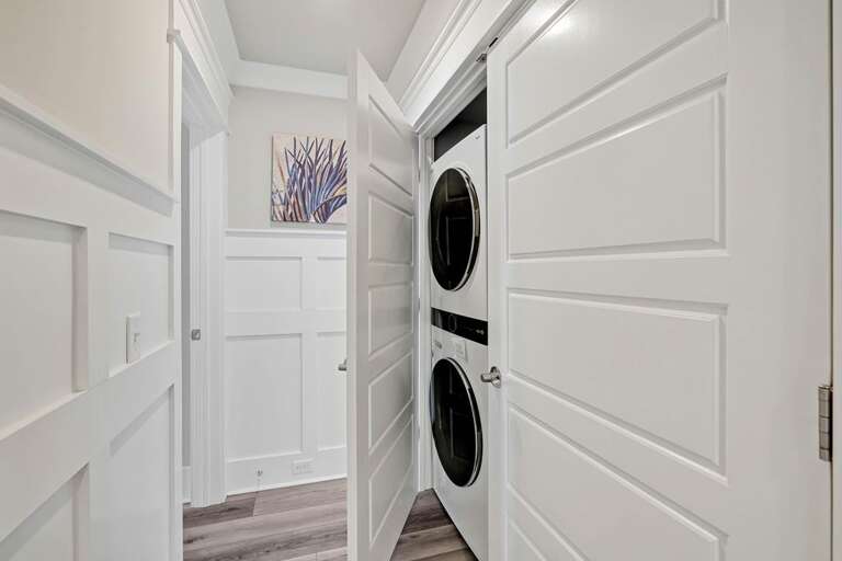 Suite Emotion 49 CG 10.4.24