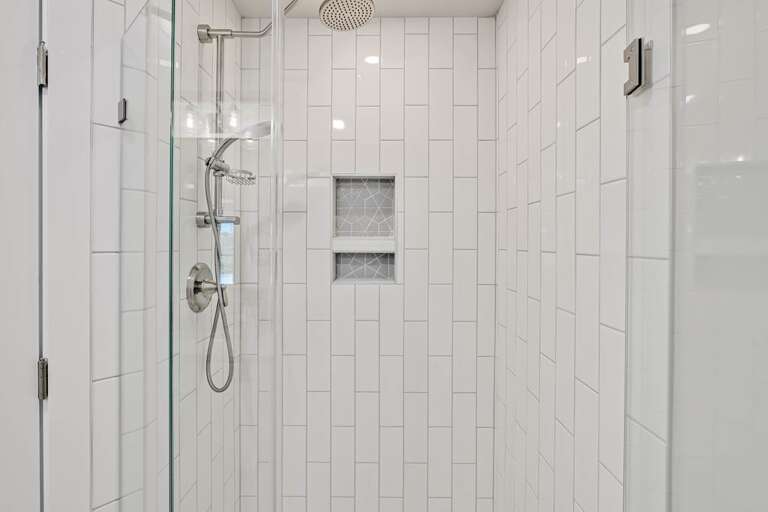 Suite Emotion 48 CG 10.4.24