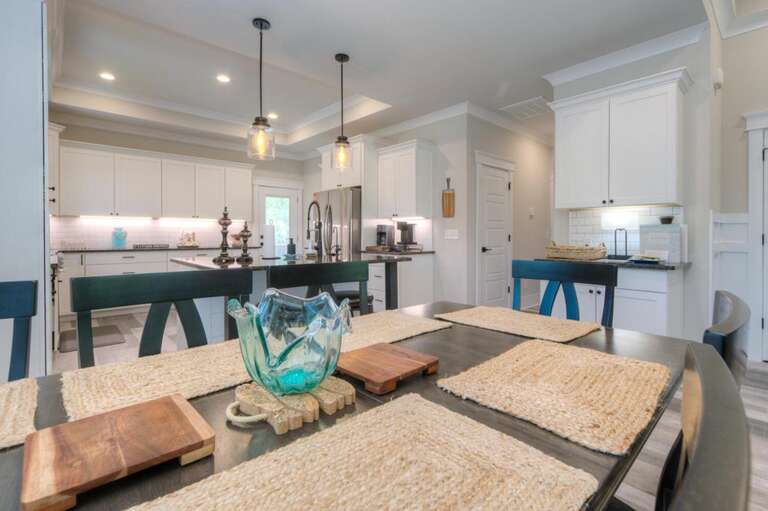 Dining Area
GW.5-5-25