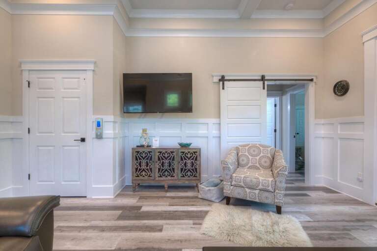 Living Room 
GW.5-5-25