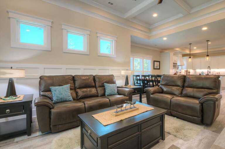 Living Room 
GW.5-5-25