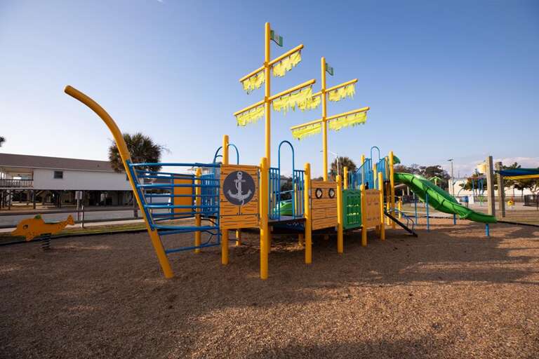 3717 E Beach Drive-51