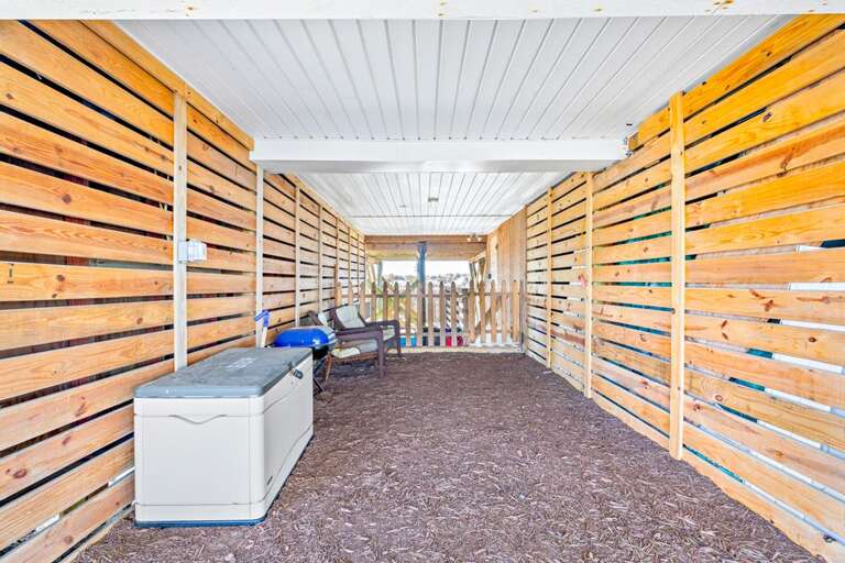 3717 E Beach Drive-35