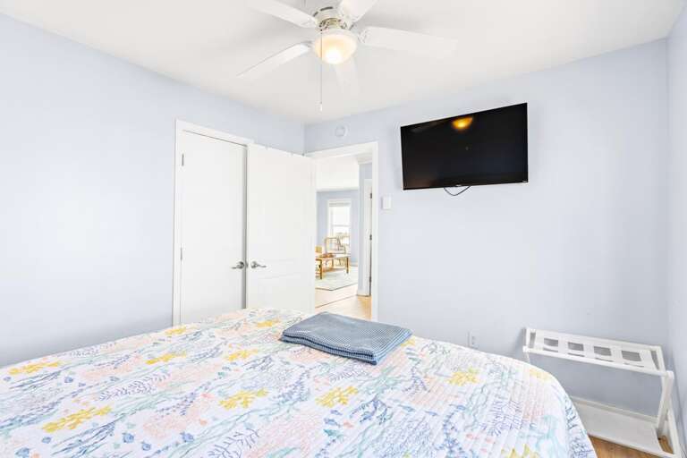 3717 E Beach Drive-20