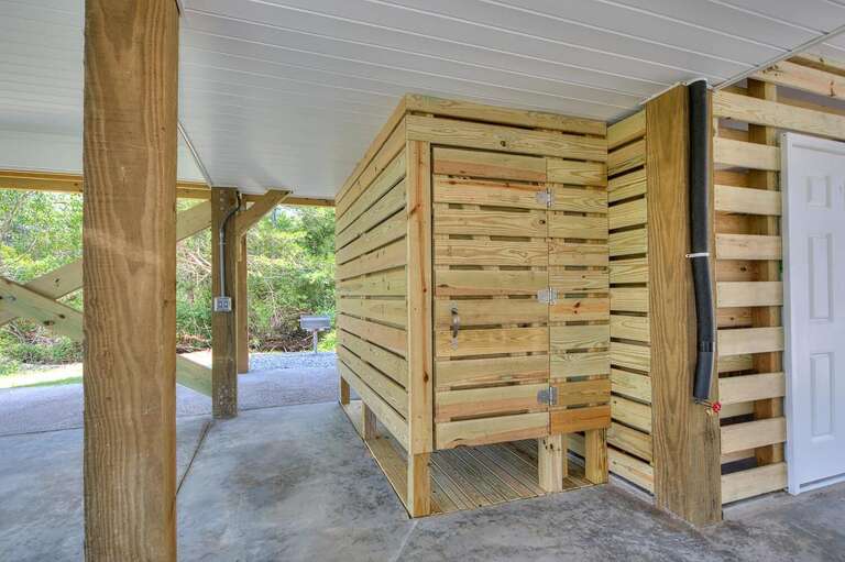 Outdoor shower
GW 7.3.24