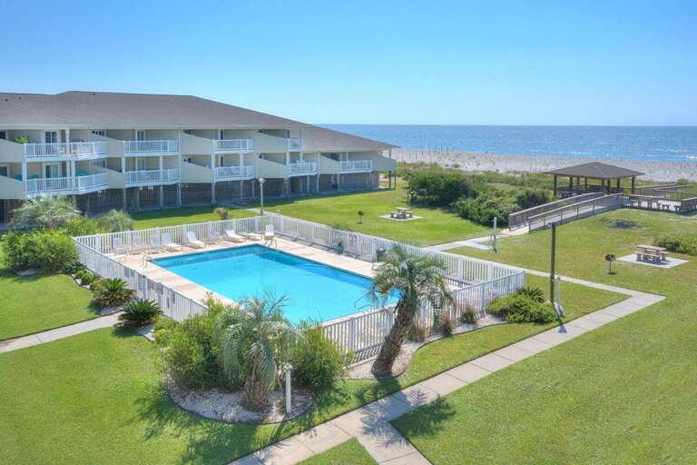 SSV Community Pool, Grill & Picnic Area, Gazebo