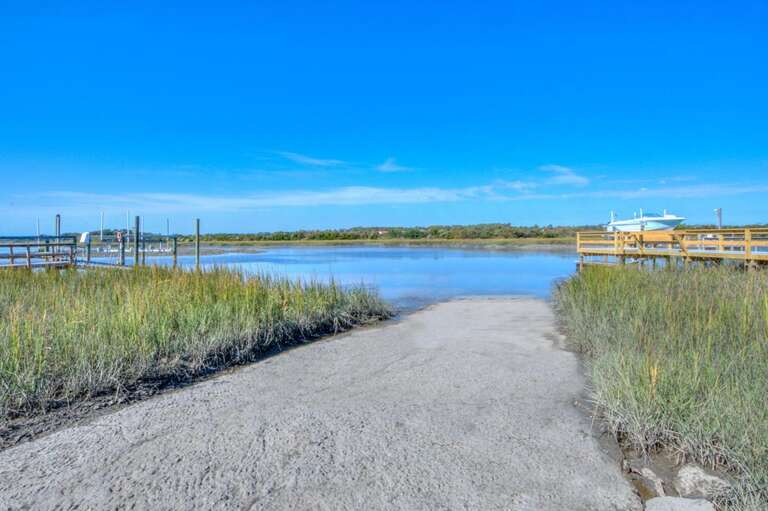 Public Boat Ramp End of Street GW 10.16.24