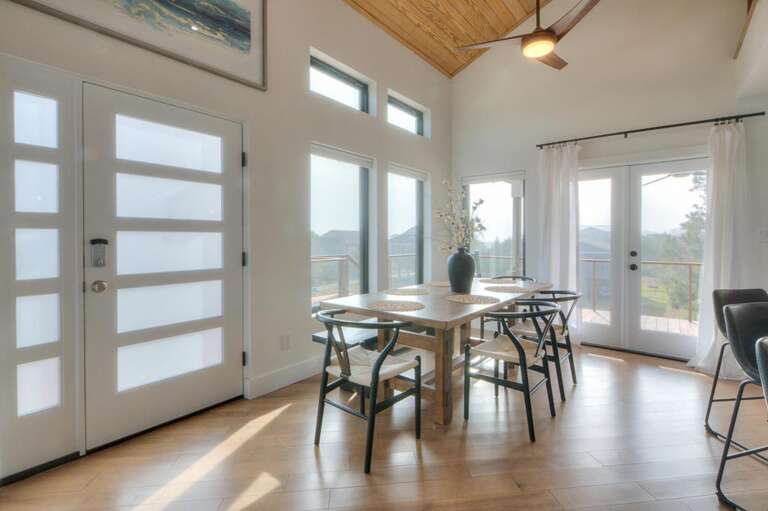 Dining Area
GW 12.18.24