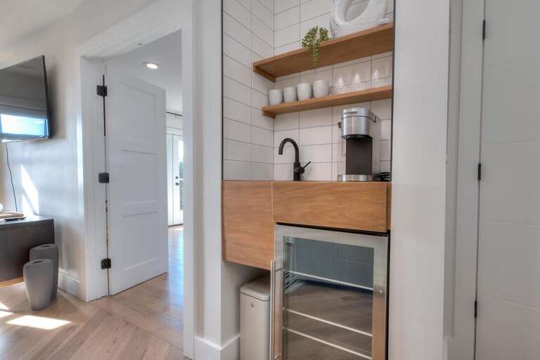 Kitchenette
GW 12.18.24