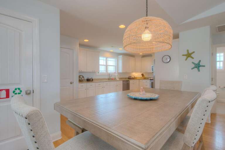 Dining Area
GW 9-1-25