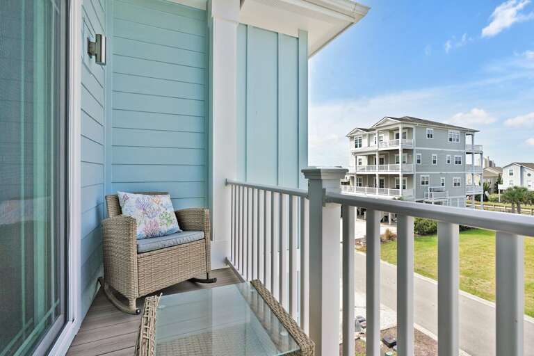 Balcony
CG.5-6-25