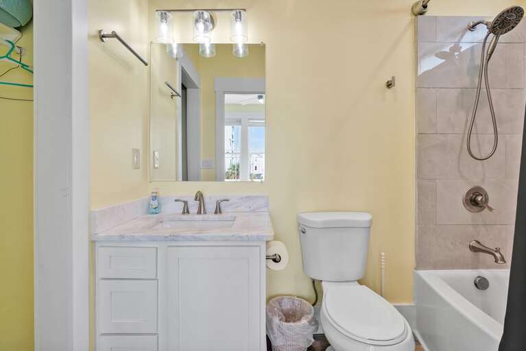 Bathroom 
7.CG.5-6-25