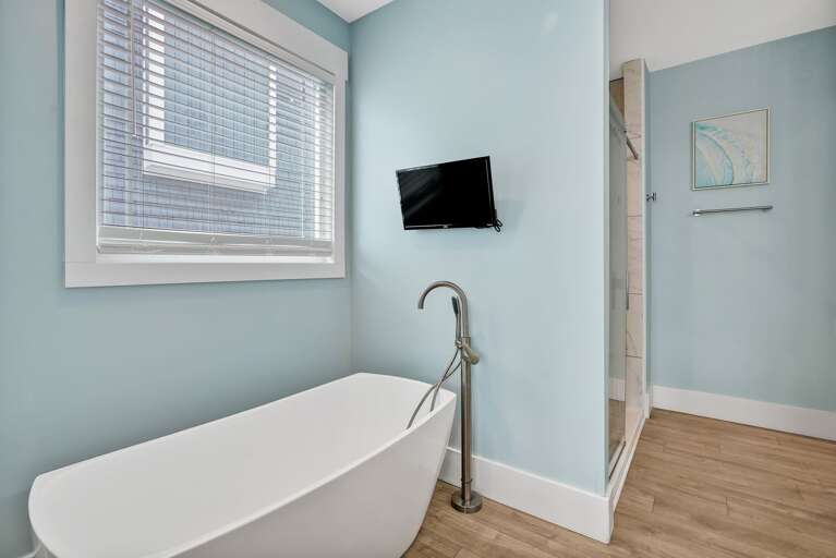 Bathroom 
CG.5-6-25