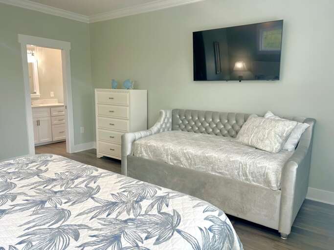 Bedroom 
8.11.25 JR