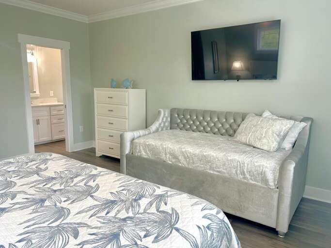 Crystal Pearl 8.11.25 JR