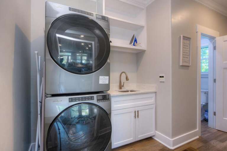 Laundry Area
GW 5-23-25