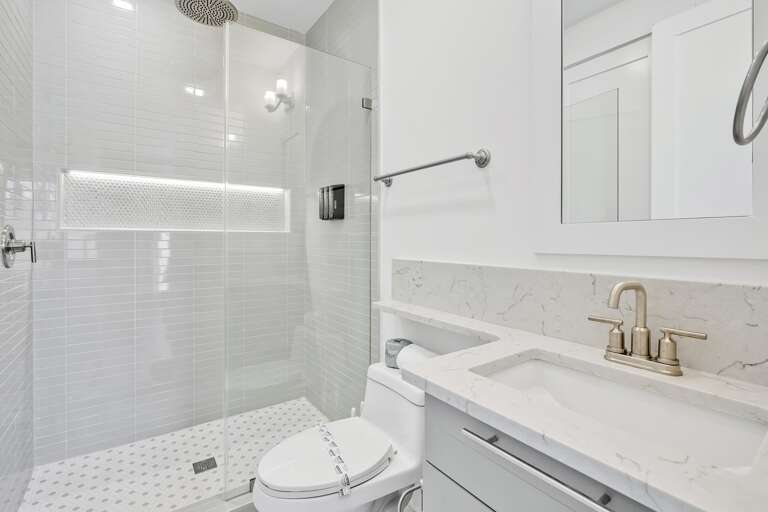 Bathroom 
CG.5-5-25
