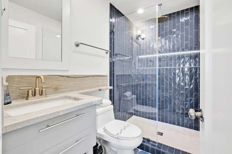 Bathroom 
CG.5-5-25