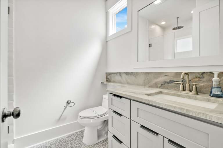 Bathroom 
CG.5-5-25