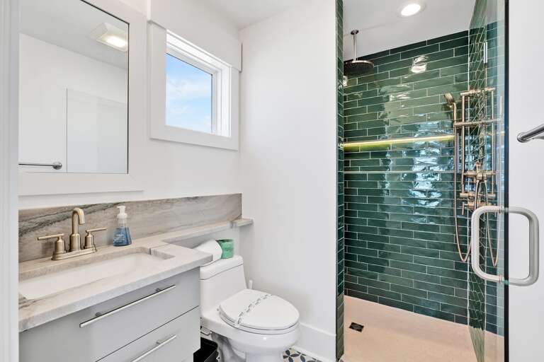Bathroom 
CG.5-5-25