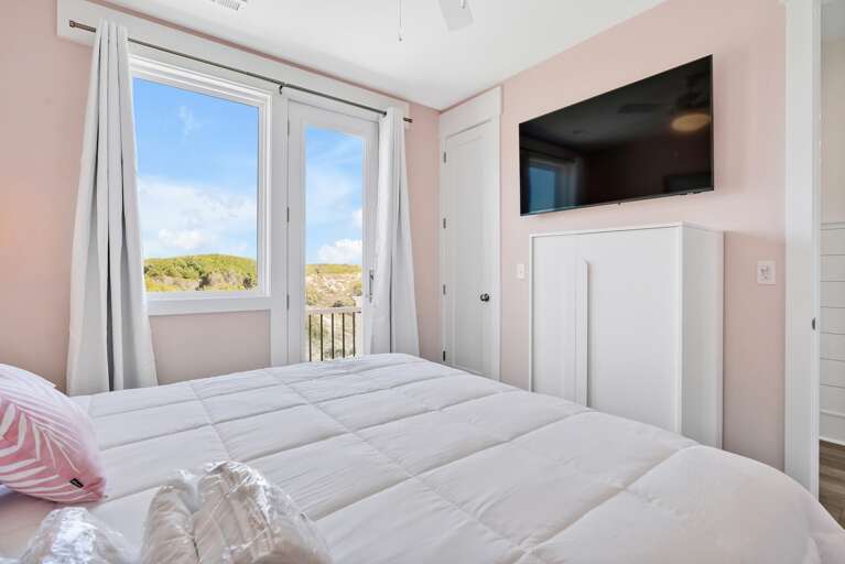 Bedroom 
CG.5-5-25