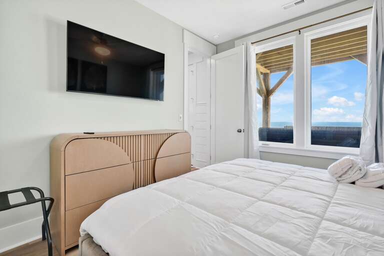 Bedroom 
CG.5-5-25
