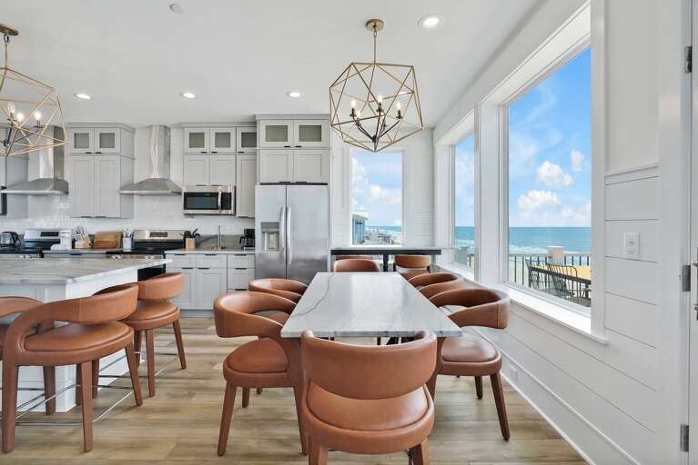 Dining Room
CG.6-6-25