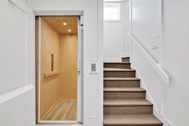 Elevator
CG.5-5-25