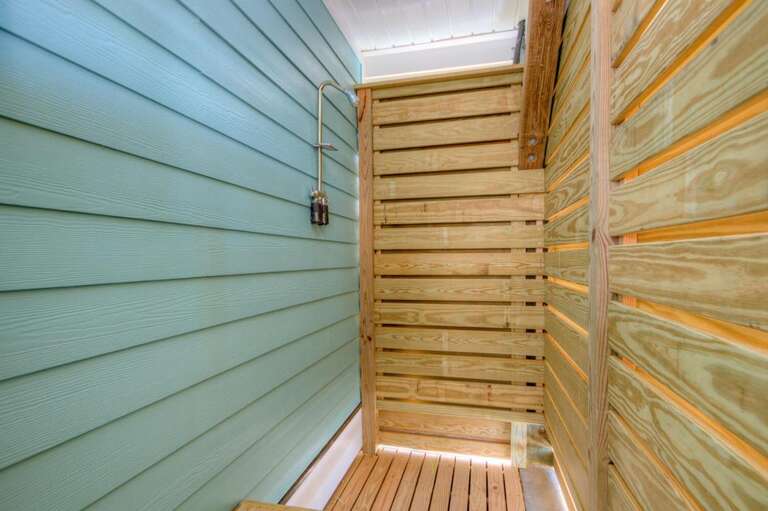 Inside the Outdoor Shower
GW.5-12-25