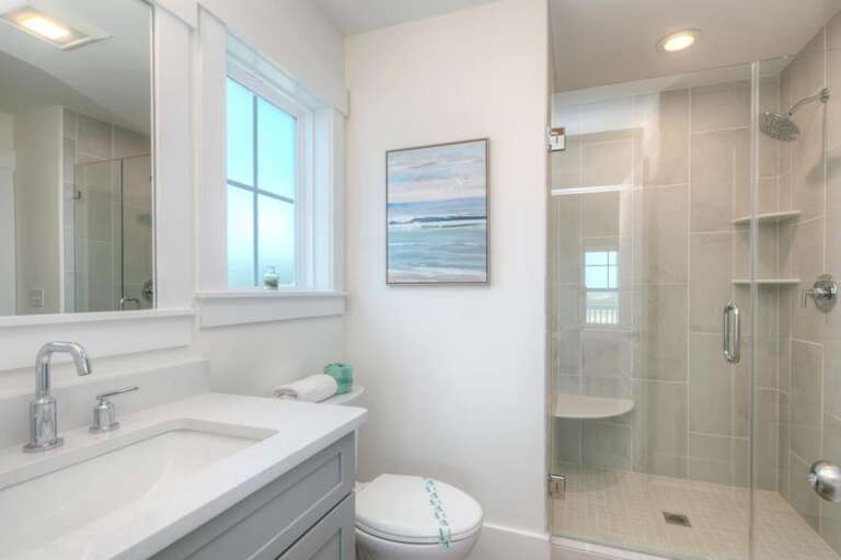Walk in Shower
GW.5-12-25