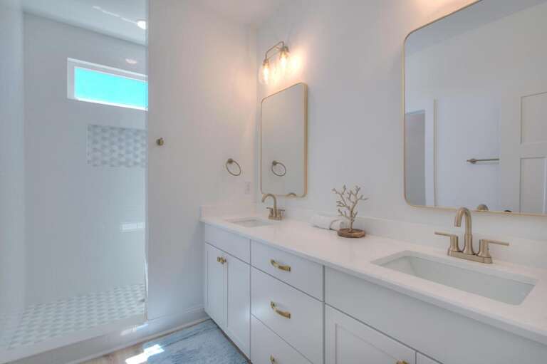 Bathroom 
GW.3-28-25