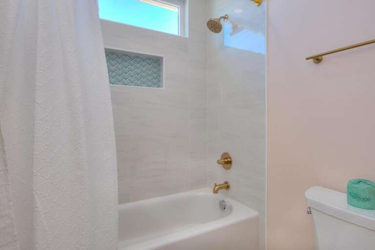 Bathroom 
GW.3-28-25