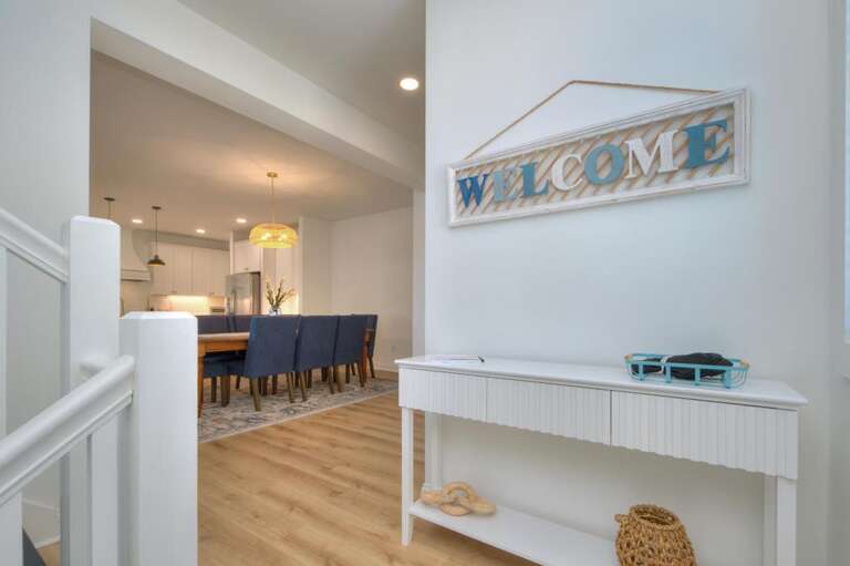 Entryway 
GW.3-28-25