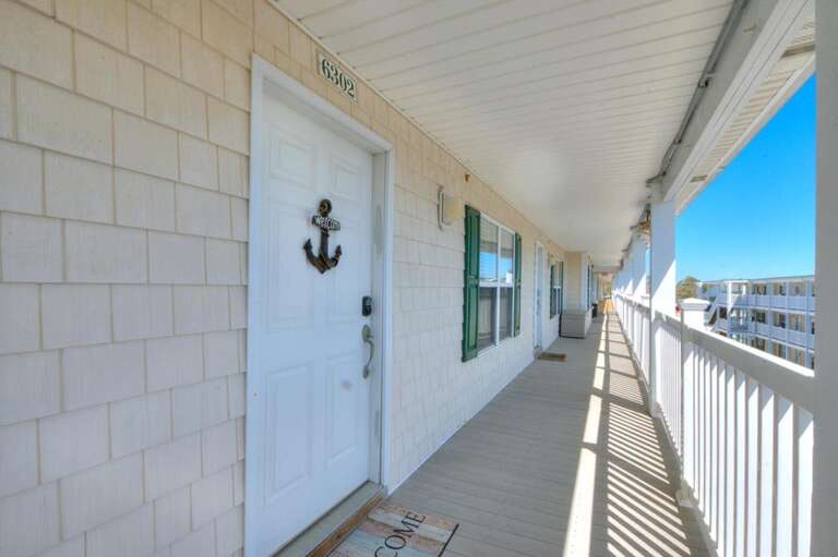 Exterior of Condo
GW.3-31-25
