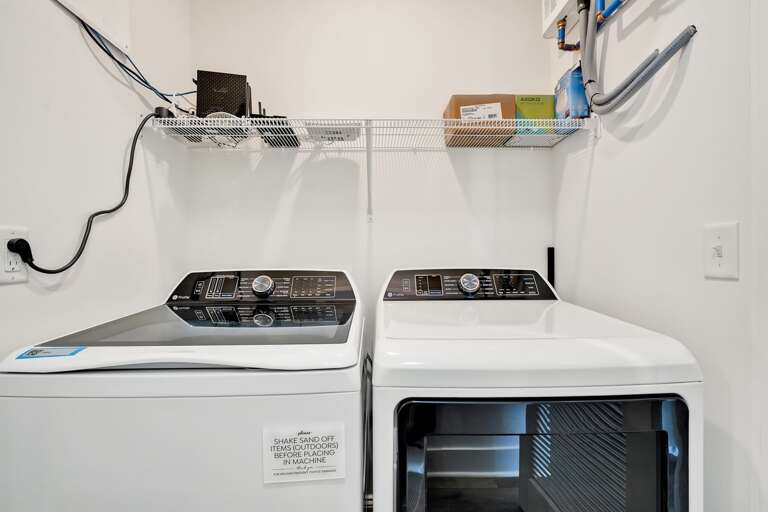 Laundry Area
CG 6-20-25