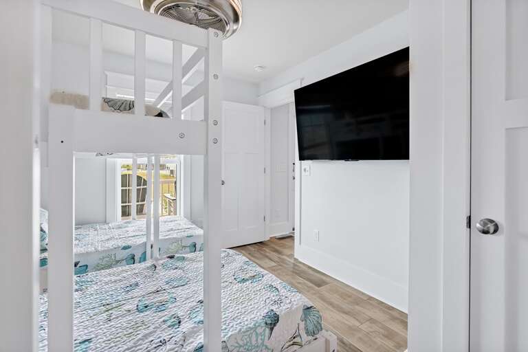 Bunk Beds double/2 twins
CG.5-6-25