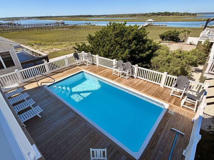Deck Views
10.7.26
