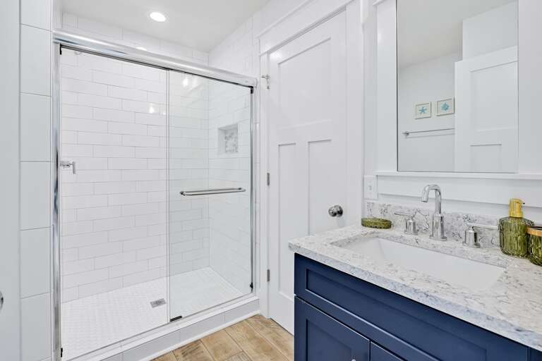 Full Bathroom with walk in shower
CG.5-6-25