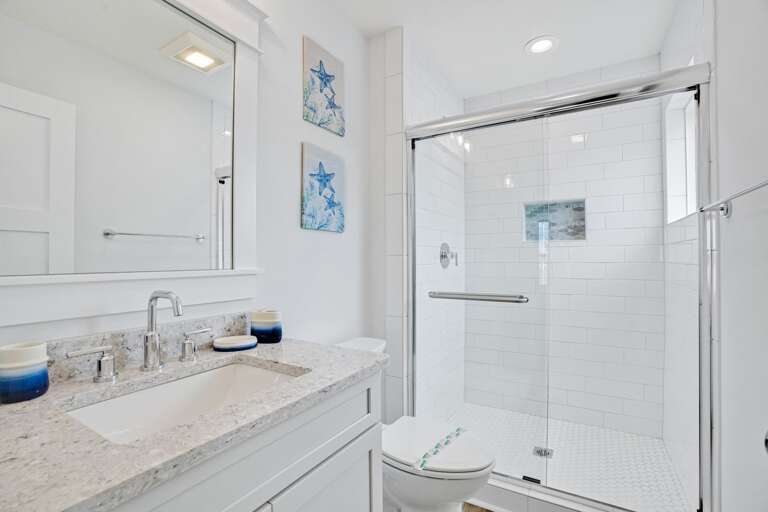 Full Bathroom with walk in shower
CG.5-6-25