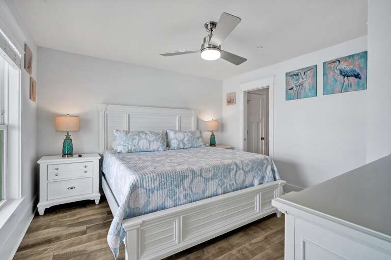 King Bedroom
CG.5-6-25