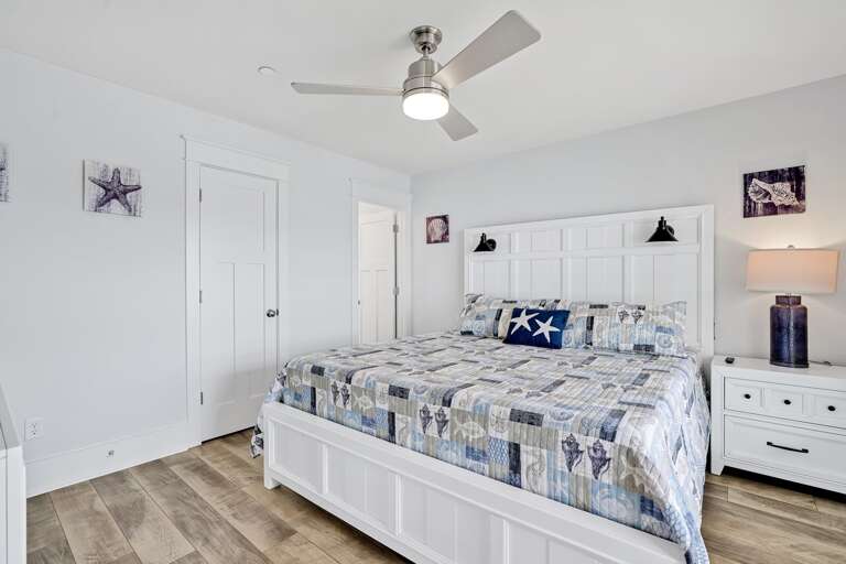 King Bedroom
CG.5-6-25