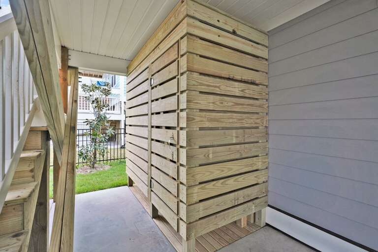 Outdoor Shower
CG.5-6-25