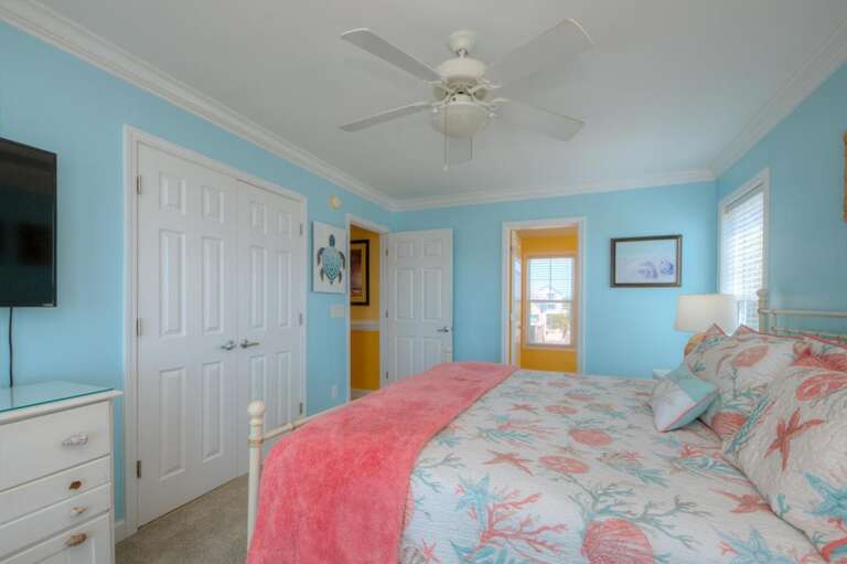 Arches 1715 W Beach Dr Oak-large-043-038-DSC 6114 5 6 Enhancer-1500x999-72dpi