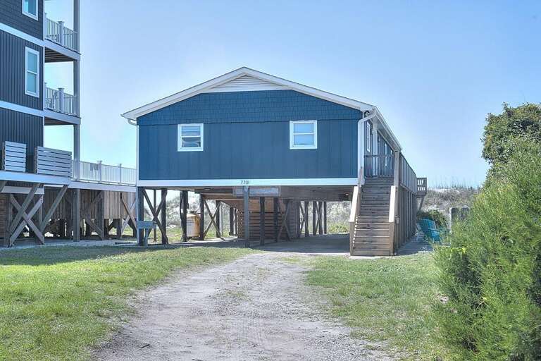 Knotty Pelican 8601 E Oak-print-040-027-DSC 6947 8 Enhancer-2048x1365-300dpi