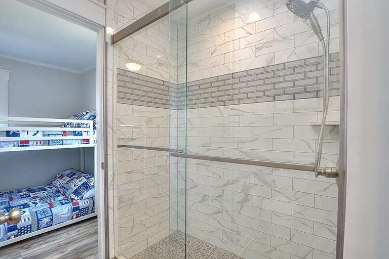 Knotty Pelican 8601 E Oak-print-031-022-DSC 6339 40 Enhancer-2048x1365-300dpi