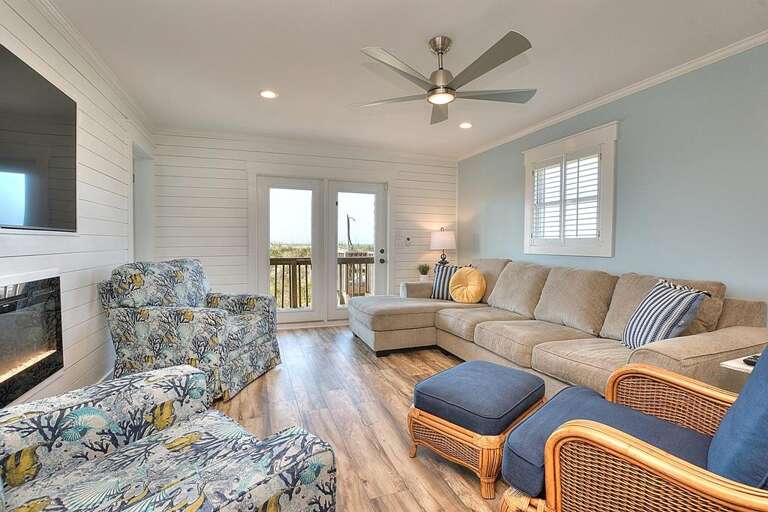 Knotty Pelican 8601 E Oak-print-011-001-DSC 6270 1 2 Enhancer-2048x1365-300dpi