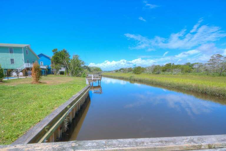 The Thirsty Pelican 43 GW 5-20-25